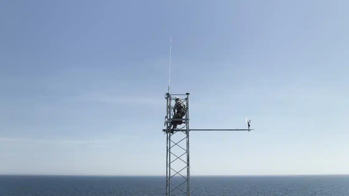 CorPower Ocean – Remote weather monitoring station above the ocean, essential for wave energy research.